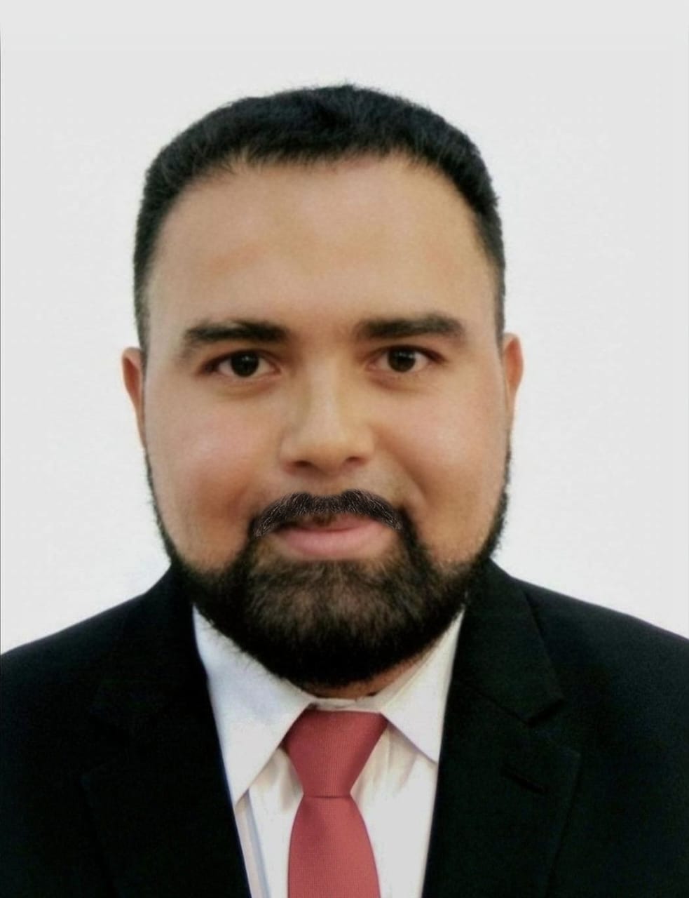 Luis Puga — Asesor Legal Integral